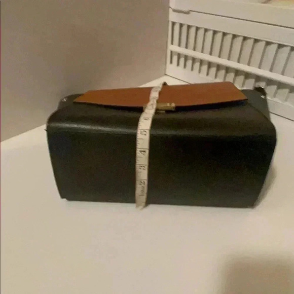 Authentic Antonella Ferrante Italian bag.can change the face with two color. - Picture 13 of 16